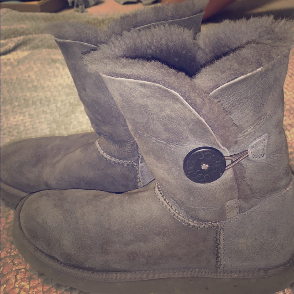 Bailey Button Uggs